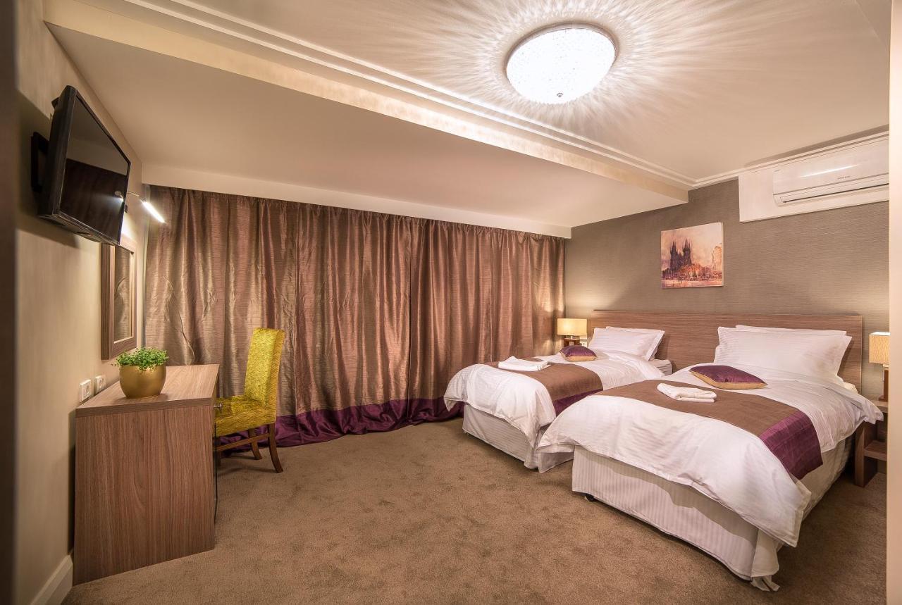 The Frontier Hotel Siret Buitenkant foto