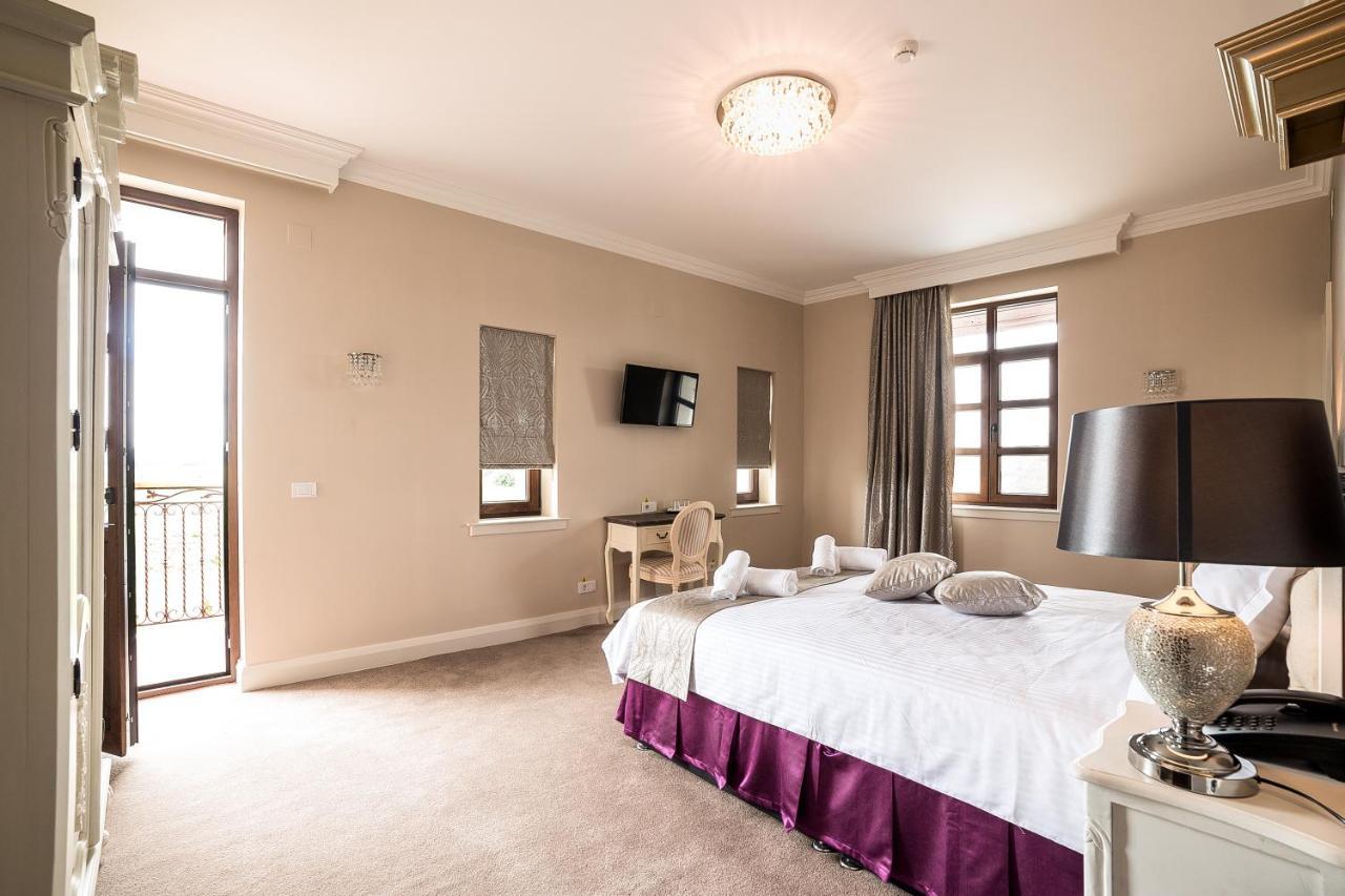 The Frontier Hotel Siret Buitenkant foto